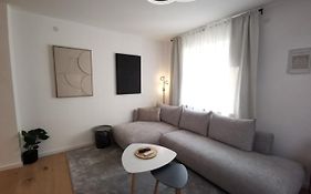 So Maison Petite